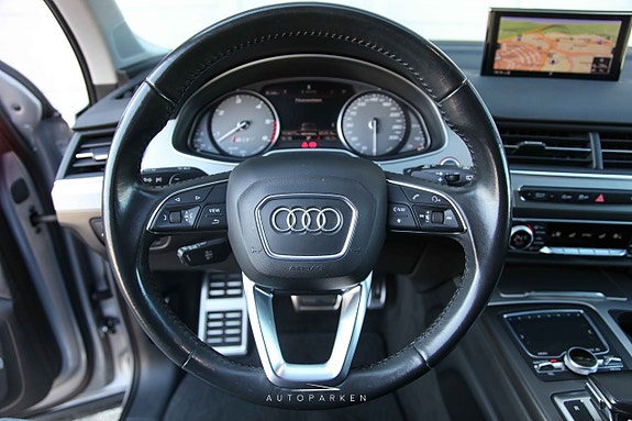 Audi SQ7 9 of 24