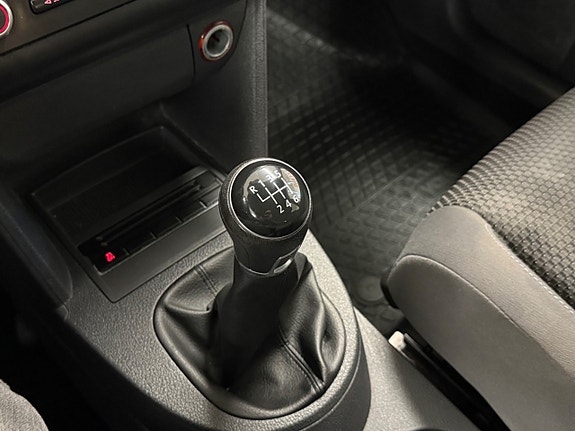 Volkswagen Touran 25 of 26