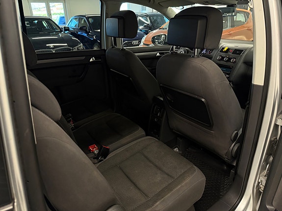 Volkswagen Touran 20 of 26