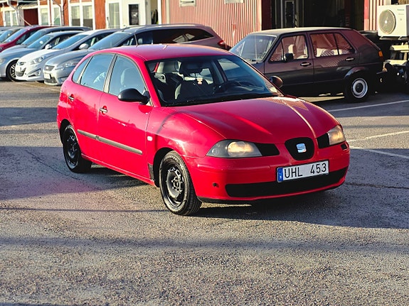Seat Ibiza 2 of 5