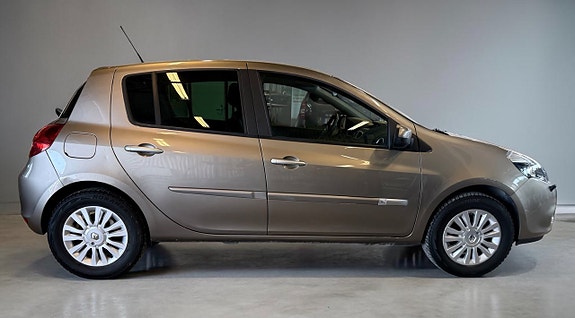 Renault Clio 3 of 5