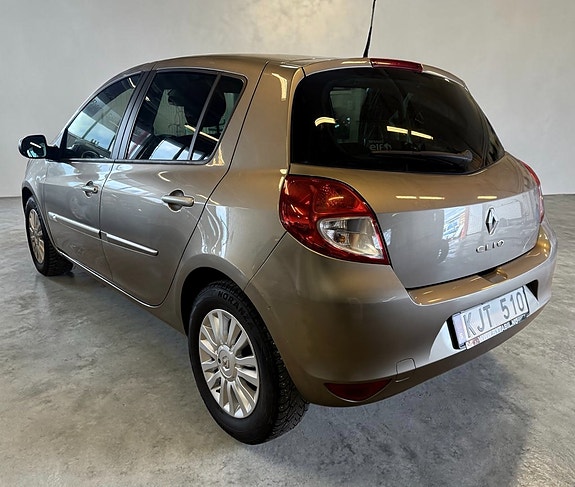 Renault Clio 6 of 13