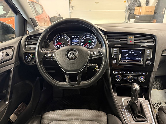 Volkswagen Golf-Serie 19 of 27