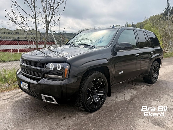 Chevrolet Trailblazer 2 of 5