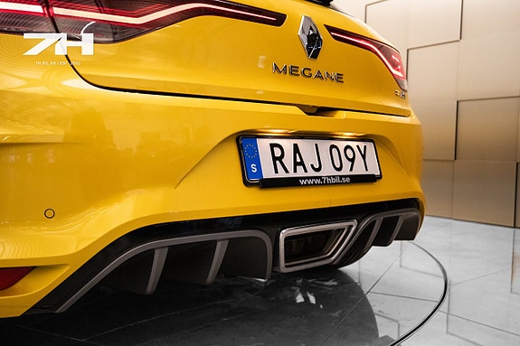 Renault Megane 21 of 25