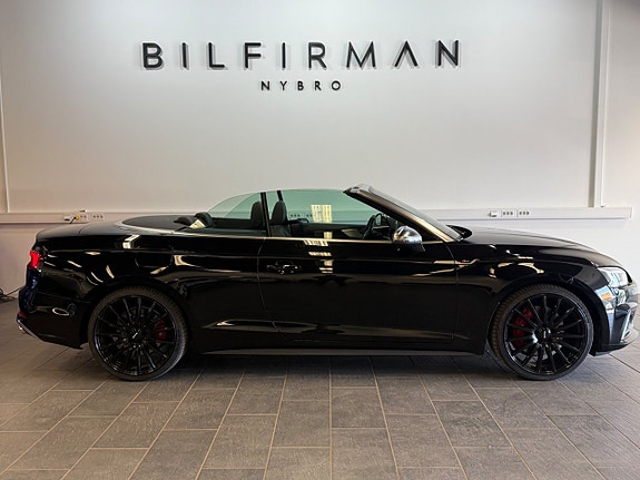 Audi S5 2 of 5