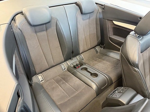 Audi S5 12 of 21