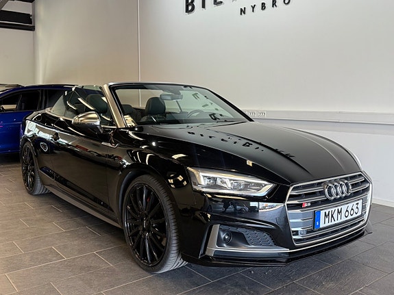 Audi S5 4 of 5