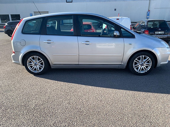 Ford C-Max 3 of 16