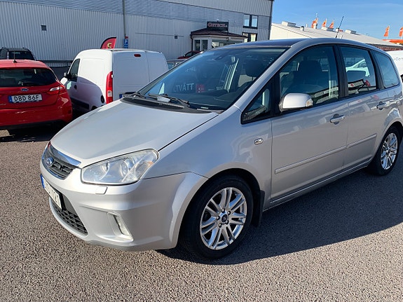 Ford C-Max 9 of 16