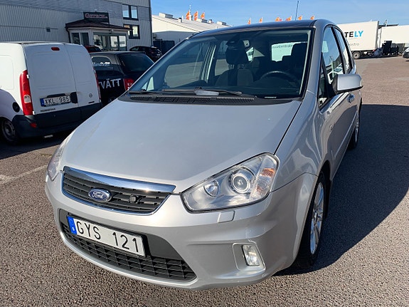 Ford C-Max 10 of 16