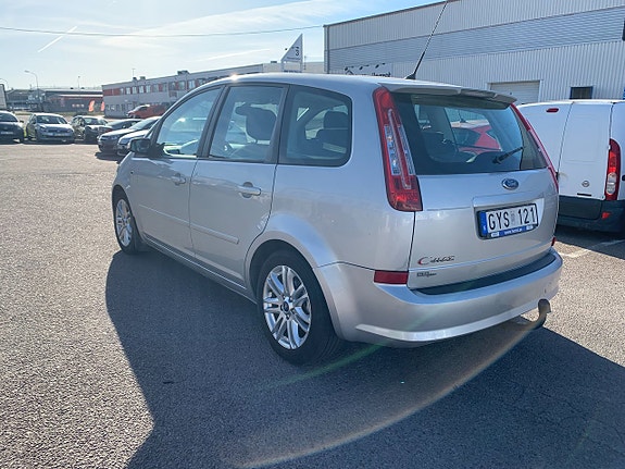 Ford C-Max 6 of 16