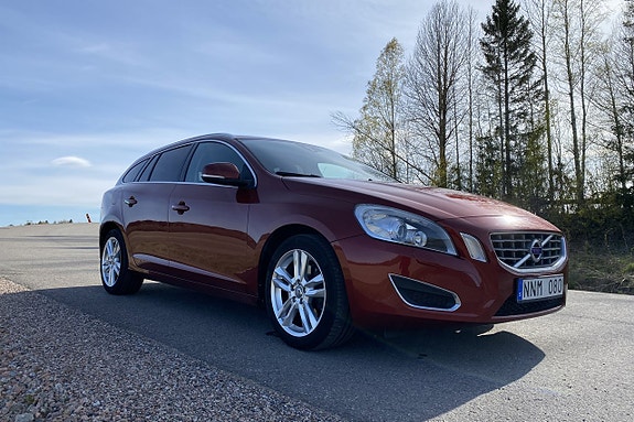 Volvo V60 9 of 19