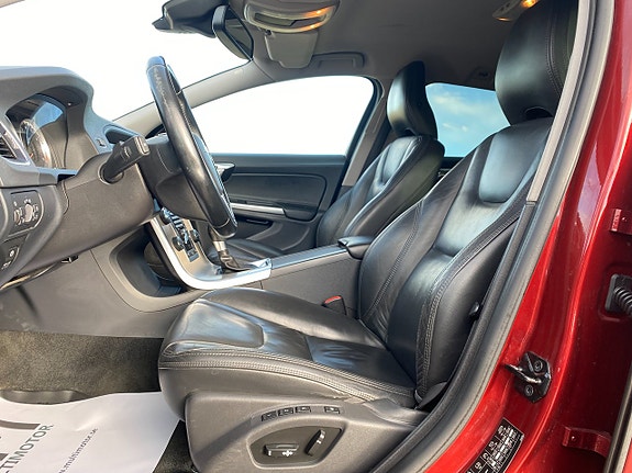 Volvo V60 14 of 19