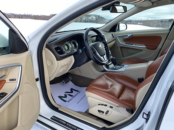 Volvo S60 14 of 20