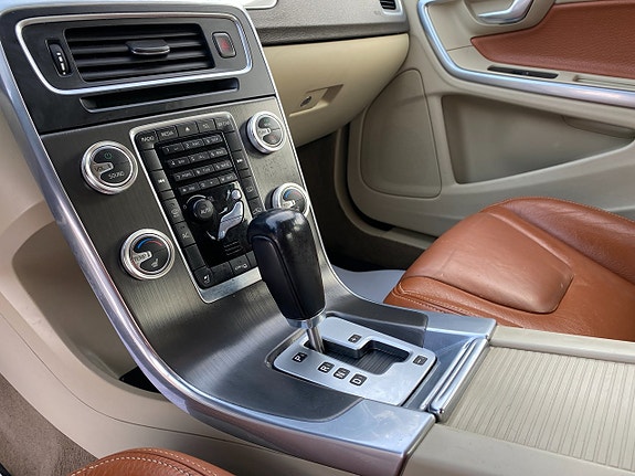 Volvo S60 16 of 20