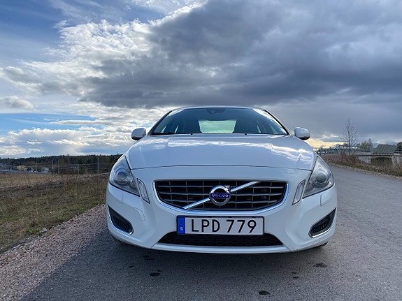 Volvo S60 8 of 20