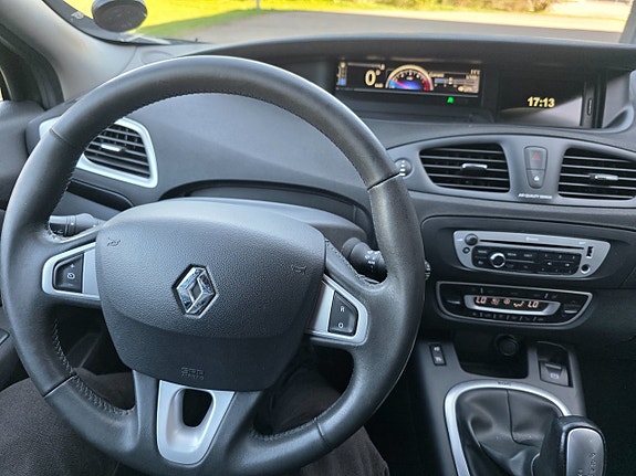 Renault Grand Scenic III 11 of 13