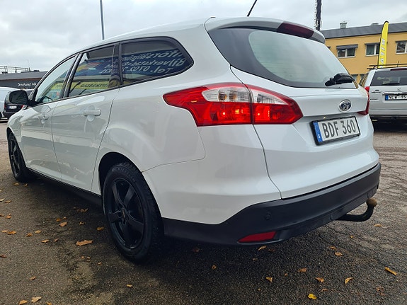 Ford Focus 5 of 5