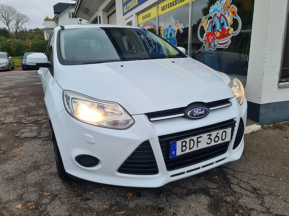 Ford Focus 2 of 5