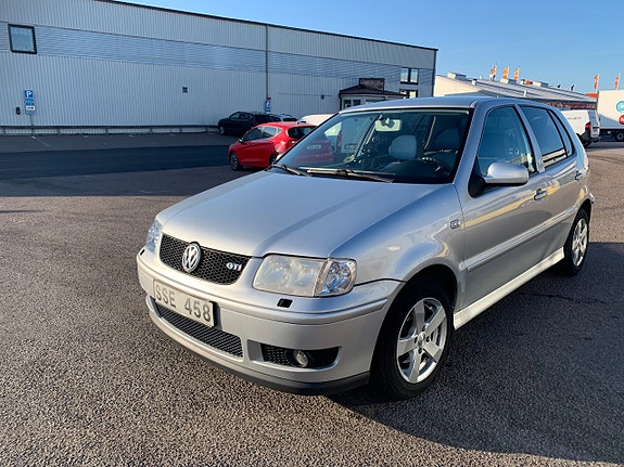 Volkswagen Polo 9 of 16