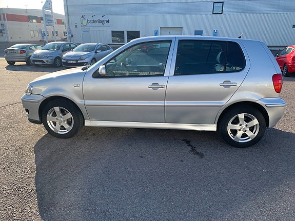 Volkswagen Polo 8 of 16
