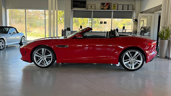 Jaguar F-TYPE 21 of 30