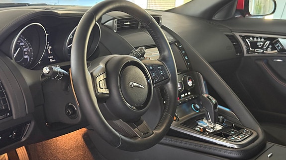 Jaguar F-TYPE 5 of 5