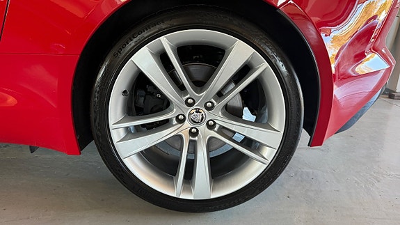 Jaguar F-TYPE 20 of 30