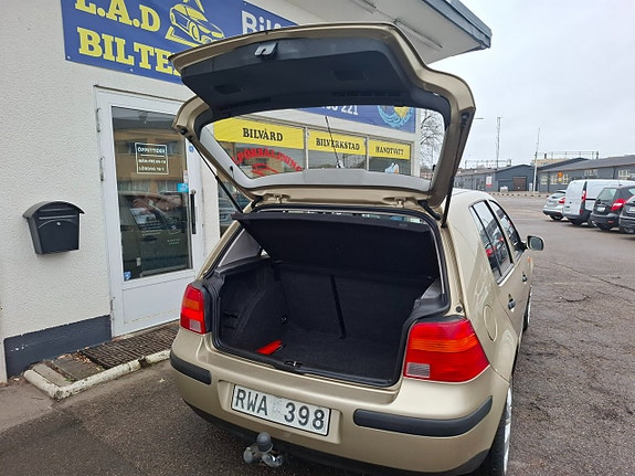 Volkswagen Golf-Serie 5 of 5