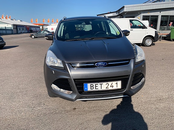 Ford Kuga 9 of 14