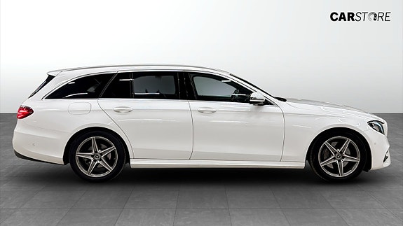 Mercedes-Benz E220 6 of 18
