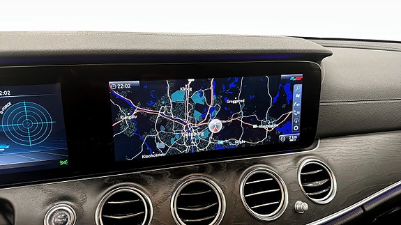 Mercedes-Benz E220 14 of 18