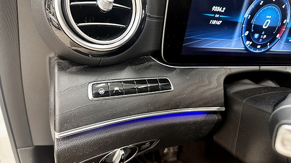 Mercedes-Benz E220 16 of 18