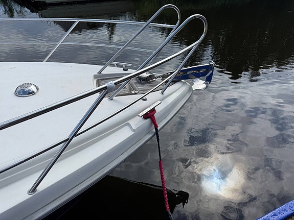 Kampanj Aquador 32c  / Yanmar 370hk / Mykt fint skick välutr 7 of 11