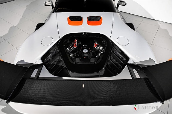 Ferrari SF90 Stradale 9 of 10