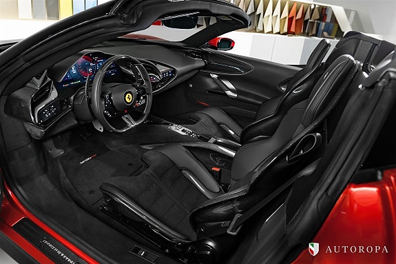 Ferrari SF90 Spider 6 of 10