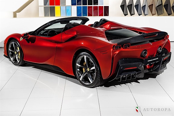 Ferrari SF90 Spider 4 of 5