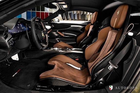 Ferrari SF90 Stradale 8 of 10