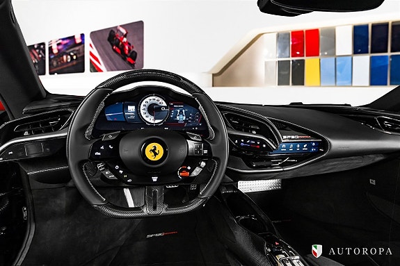 Ferrari SF90 Stradale 7 of 10