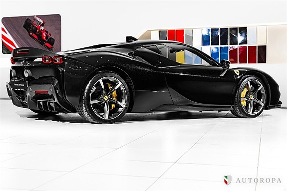 Ferrari SF90 Stradale 3 of 5