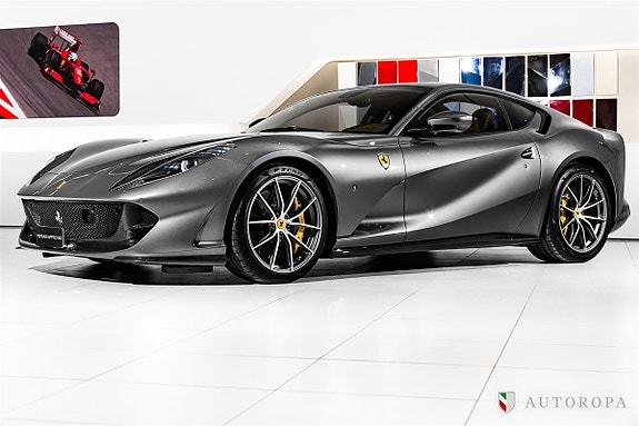 Ferrari 812 Superfast 5 of 5