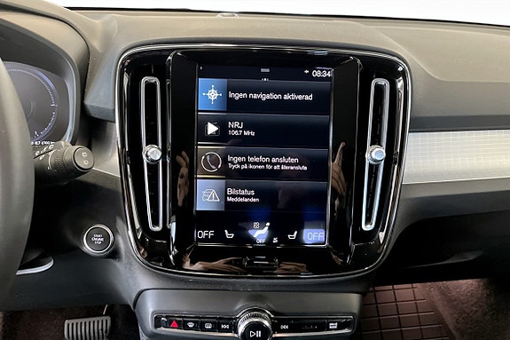Volvo XC40 6 of 9