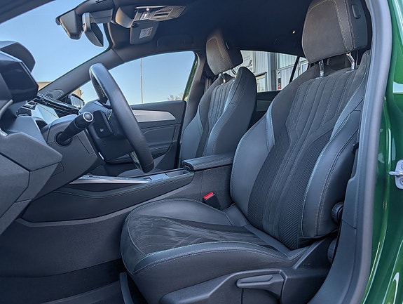 Peugeot 308 13 of 19