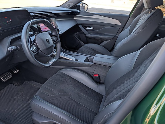 Peugeot 308 11 of 19