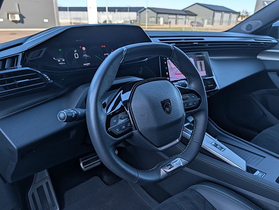 Peugeot 308 12 of 19