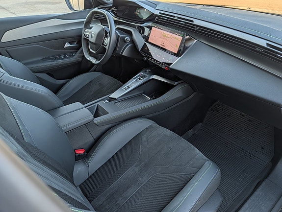 Peugeot 308 15 of 19