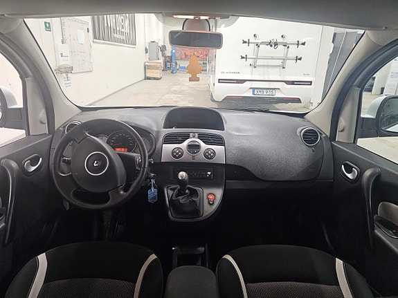 Renault Kangoo Express 10 of 11