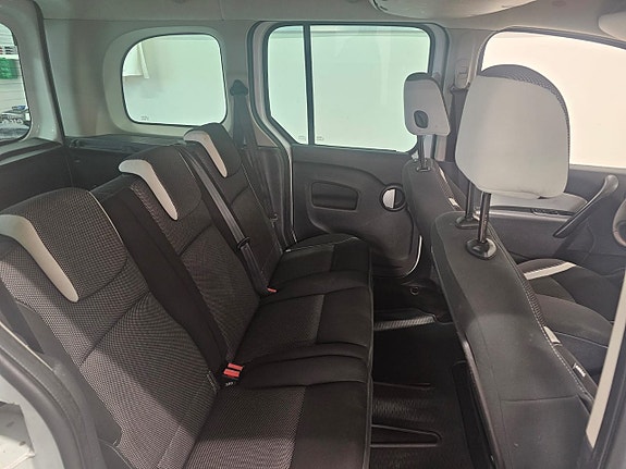 Renault Kangoo Express 6 of 11