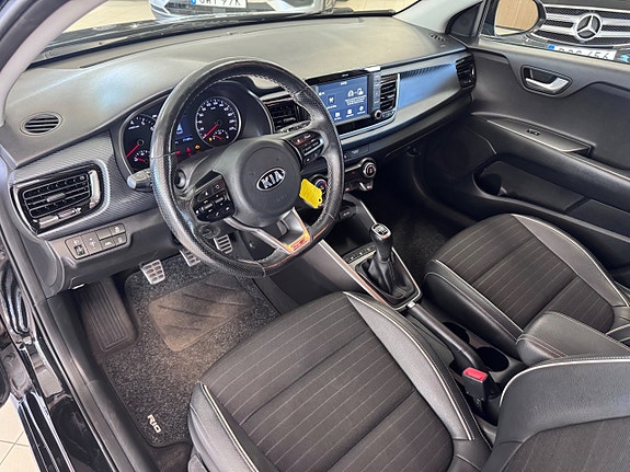 Kia Rio 4 of 5